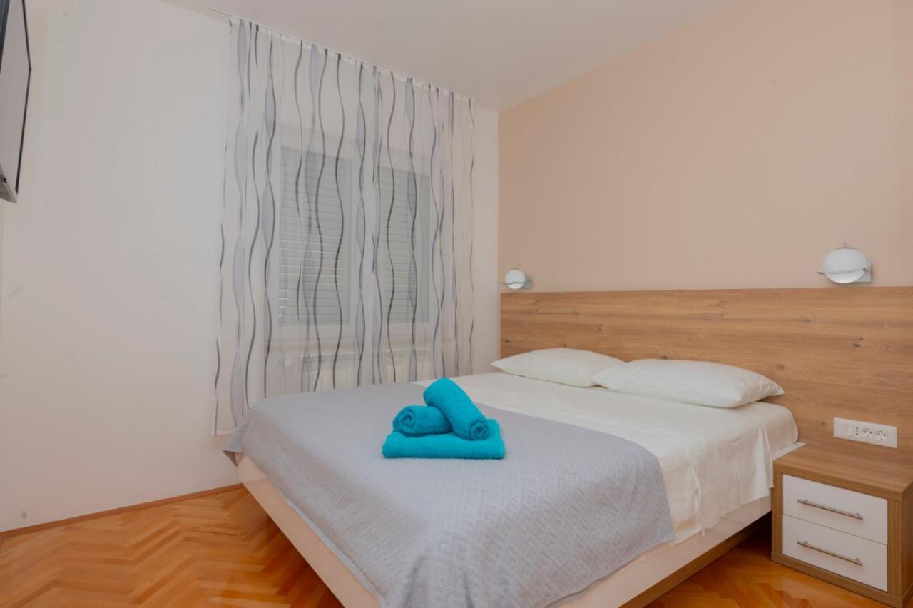 Apartments Radeljic Podstrana Exterior photo