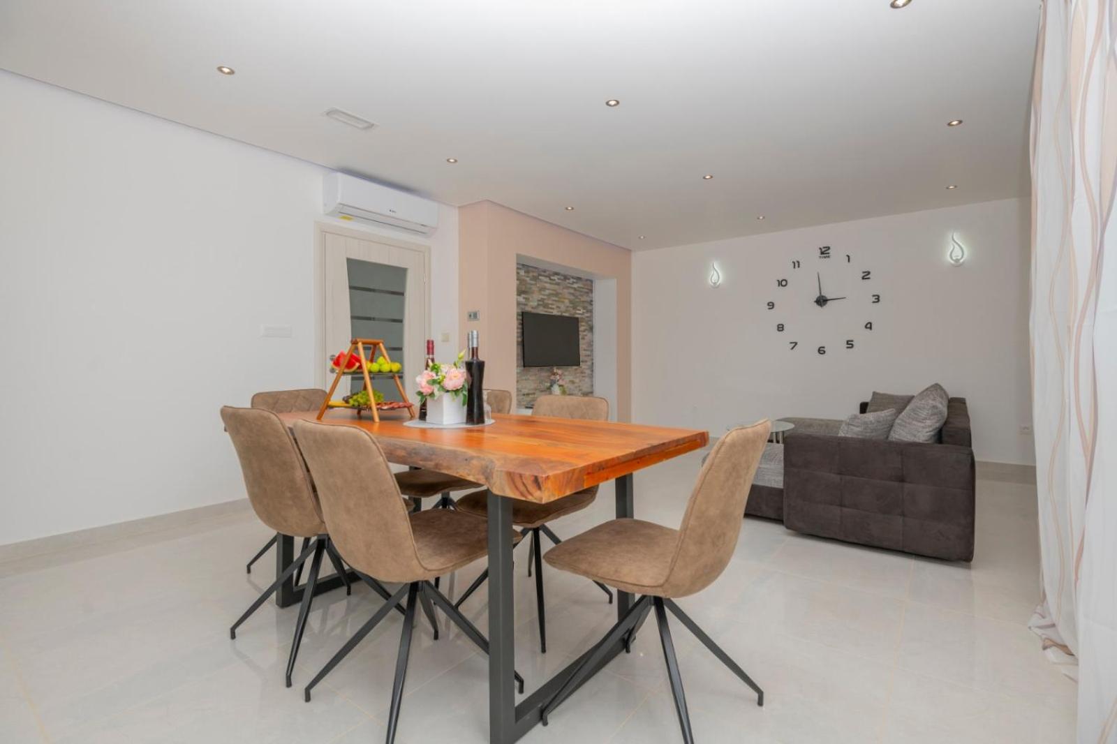 Apartments Radeljic Podstrana Room photo